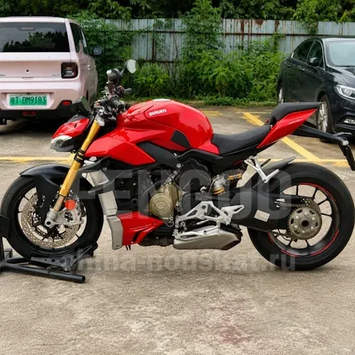 Мотокомплект Ducati Streetfighter V4 S, 2021 год, 11 000 км